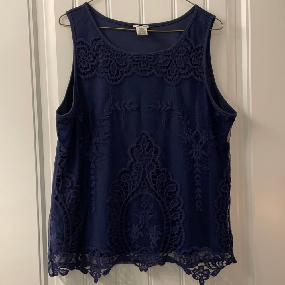 Lined lace Navy Blue tank , gently worn, cotton nylon blend